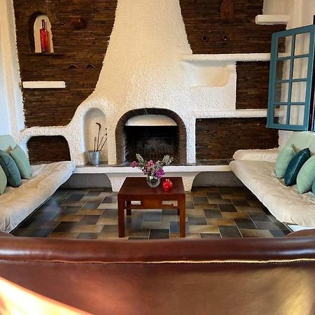 Villa Velissarios: Wonderful Villa Next To Beach Aegina ภายนอก รูปภาพ