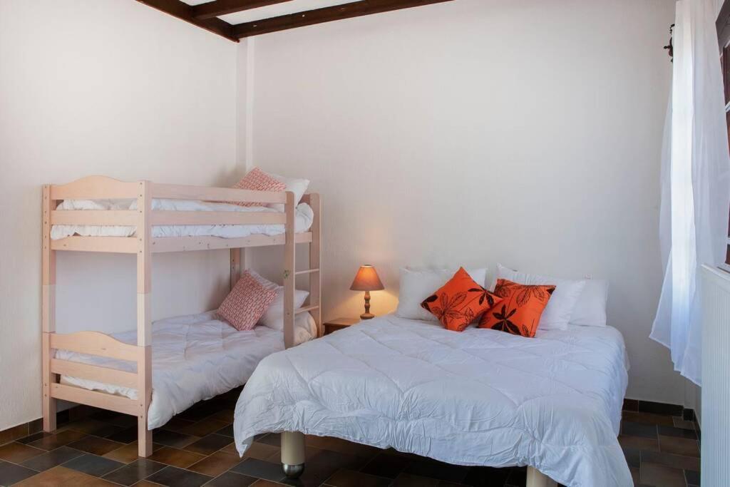 Villa Velissarios: Wonderful Villa Next To Beach Aegina ภายนอก รูปภาพ